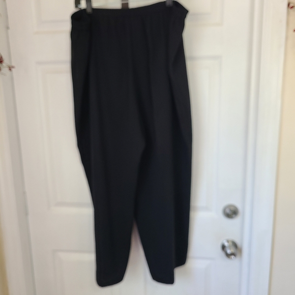 Southern Lady Woman's Elastic Waist Pull Up Pants, Size: 20W Color: Black - Picture 10 of 11